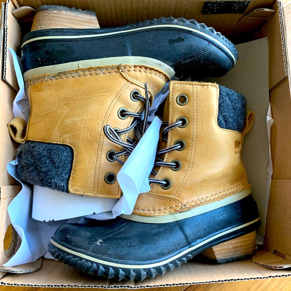 Sorel Slimpack II Lace 6.5 NWT Elk/Black